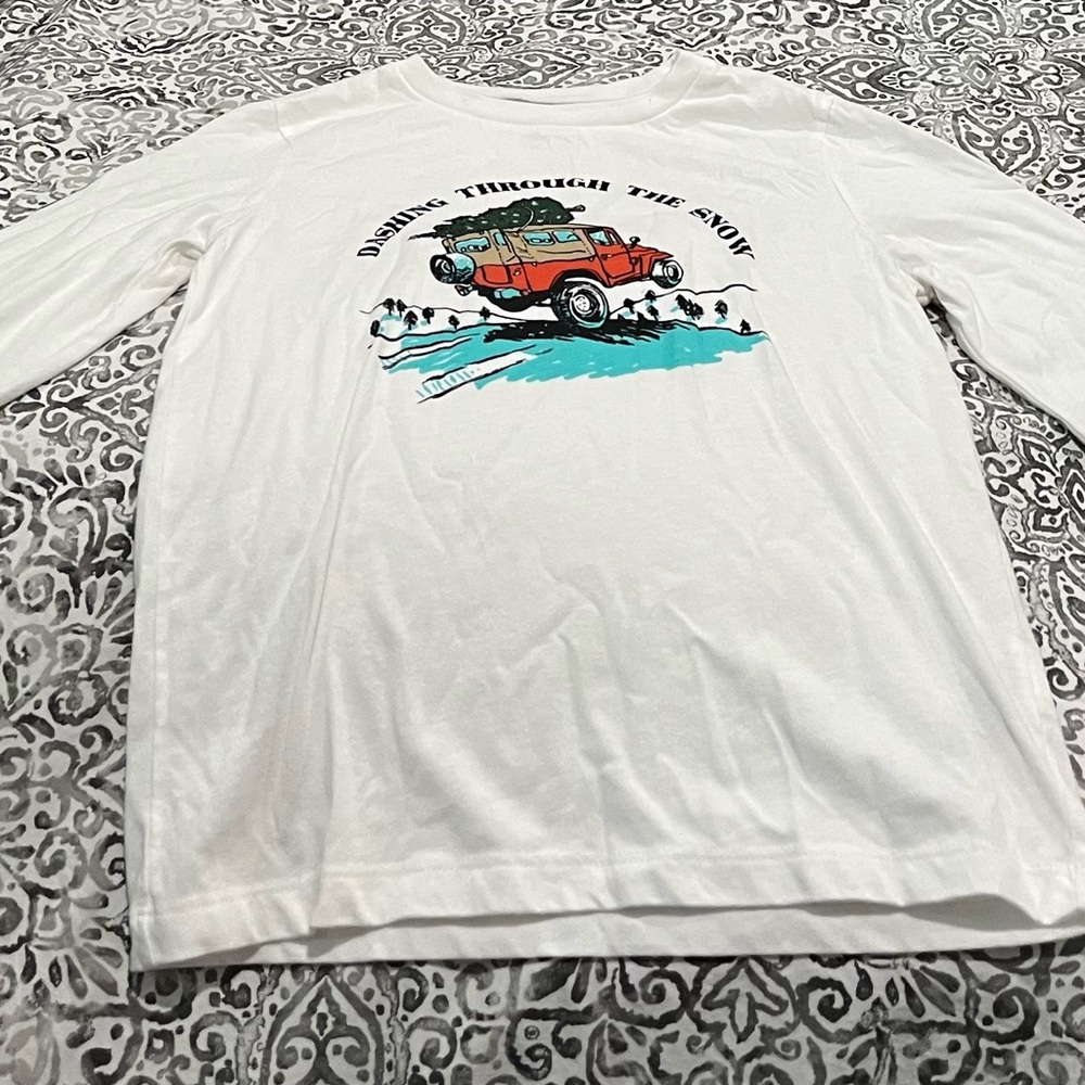 Old Navy Graphic Long Sleeve Shirt NWOT